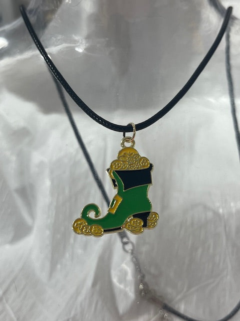 St Patricks Lucky Leprechauns Shoe Full of Gold Necklace