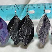 Load image into Gallery viewer, Multilayered faux leather feather look earrings