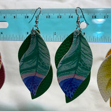 Load image into Gallery viewer, Multilayered faux leather feather look earrings